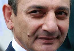 Бако Саакян :Армейское строительство и повышение боеспособности Армии  обороны стояли и будут стоять в ряду важнейших задач НКР