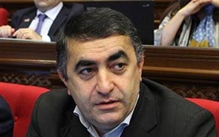 Армен Рустамян Николу Пашиняну: Заявление "кто не с нами, тот против нас" напоминает сталинские времена