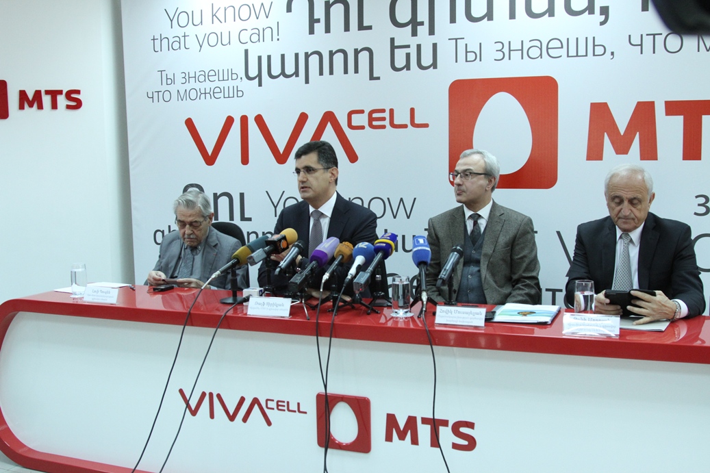 General Manager of Open-Root organization and one of the celebrated and recognized founding Fathers of Internet Louis Pouzin met the representatives of media and ICT community