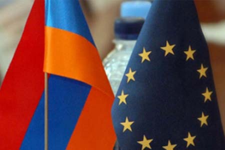 Замглавы МИД Армении встретился с главой новой миссии ЕС по партнерству