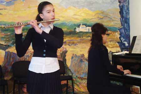 Armenia`s schoolchildren will be provided with subscription tickets to visit cultural and entertainment institutions for free