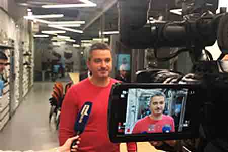 Гендиректор Beeline в Армении представил на лекции в клубе "Мергелян" свое видение развития бизнеса в телекоммуникационной сфере