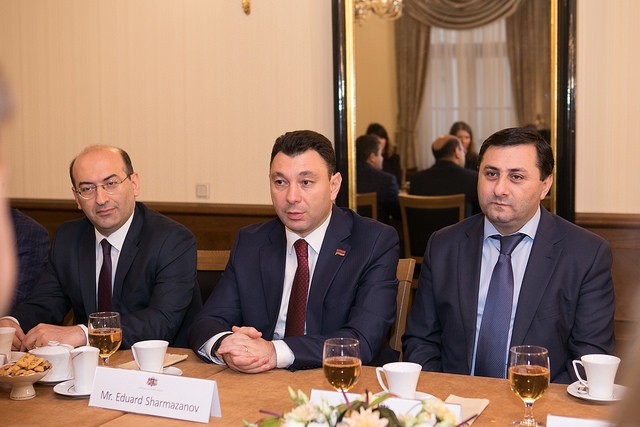 Шармазанов в Риге: Латвия попала "в капканы" азербайджанской пропаганды