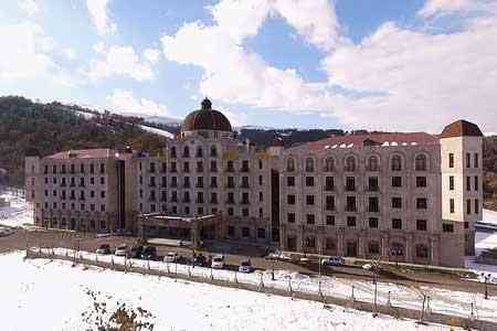 Former head of Customs Service of Armenia "decided" to donate hotel complex "Golden Palace" to state
