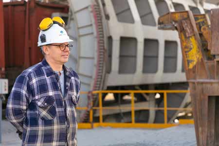 Президент GeoProMining поздравил коллектив с профессиональным праздником.