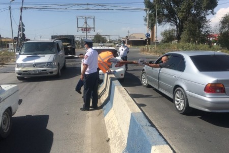 ЮКЖД провела акцию по безопасности "Сохрани жизнь"