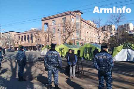 Оппозиция анонсировала возобновление антиправительственных акций протеста в годовщину подписания печально известного трехстороннего заявления