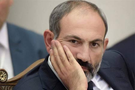 Пашинян встретится с родителями 15 военнослужащих, погибших при пожаре в селе Азат