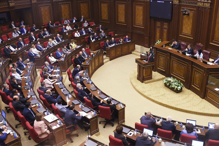 Депутаты НС Армении призывают международное сообщество осудить агрессию, совершенную против Армении