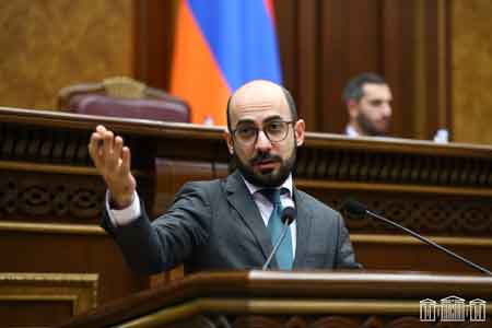 Т.н. возвращение азербайджанских беженцев затрагивалось на различных этапах переговоров  - провластный депутат