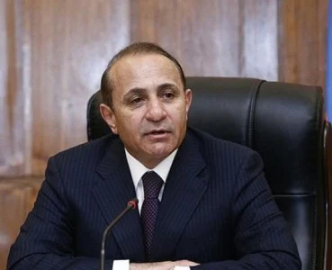 Armenian ex-premier Hovik Abrahamyan detained 