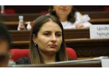 "Հայաստան" խմբակցության պատգամավորները պահանջում են փոխել երեք մանկահասակ երեխաների մայր Լիանա Հարությունյանի խափանման միջոցը