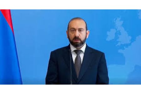 Мирзоян: В отношении Армении однозначно применяются гибридные атаки, в том числе из России