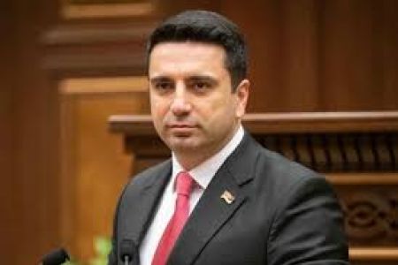Партия власти Армении предлагает выбор между <ГД> и остальными в контексте выбора между миром и войной