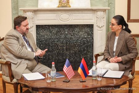 Timeframe for return of funds received from sale of ex-minister`s Los Angeles mansion discussed in Yerevan