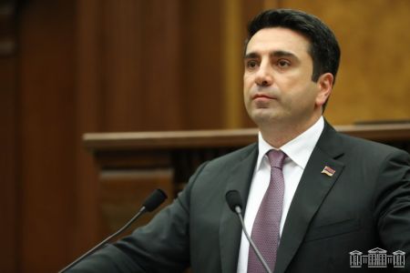 Плохое отношение к армянской государственности, неуважение к Армении в ОДКБ - вот что портит отношения с Беларусью - спикер Парламента