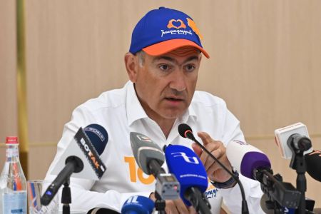 Пашинян: Лица в масках, распространившие в социальных сетях угрозы в адрес премьер-министра РА, находятся вне пределов Армении