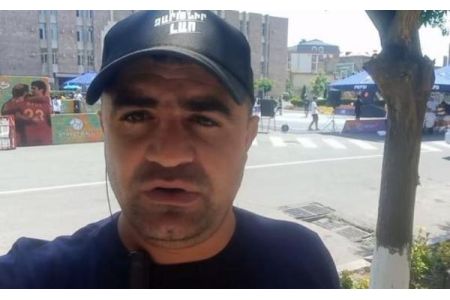 В Армении подожгли машину оппозиционного блогера, проходящего по делу "Священная борьба"