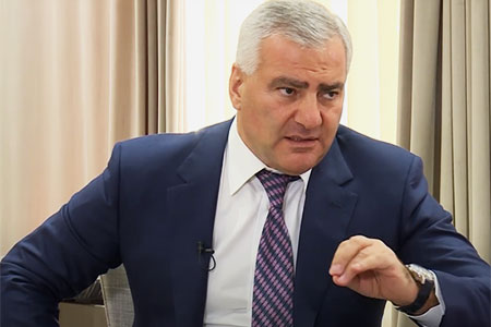 Самвел Карапетян заявил о намерении остаться в политике
