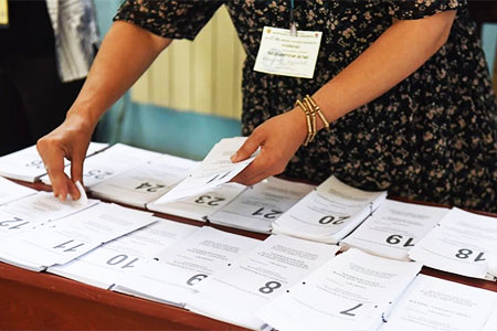 По положению на 17.00 на парламентских выборах в Армении выше всего явка оказалась в Сюнике и Тавуше.