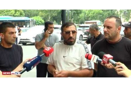 Government receives employees of sealed enterprises owned by Gagik  Tsarukyan