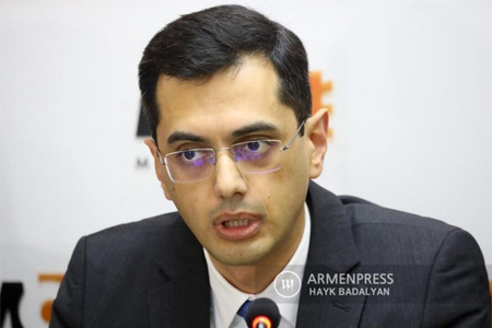 Լիպարիտ Դրմեյանը դատական հայց է ներկայացրել ընդդեմ Նիկոլ Փաշինյանի